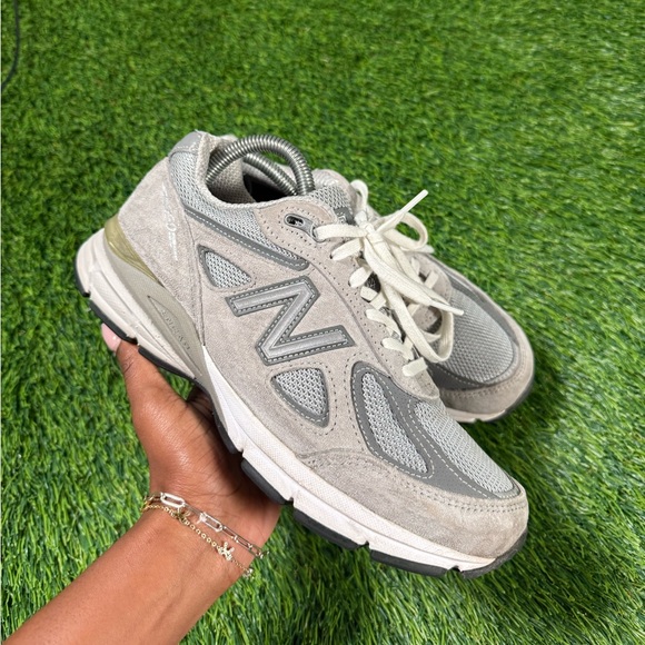 New Balance 990v4 Grey Women’s Sneakers size 7.5 - Picture 1 of 8